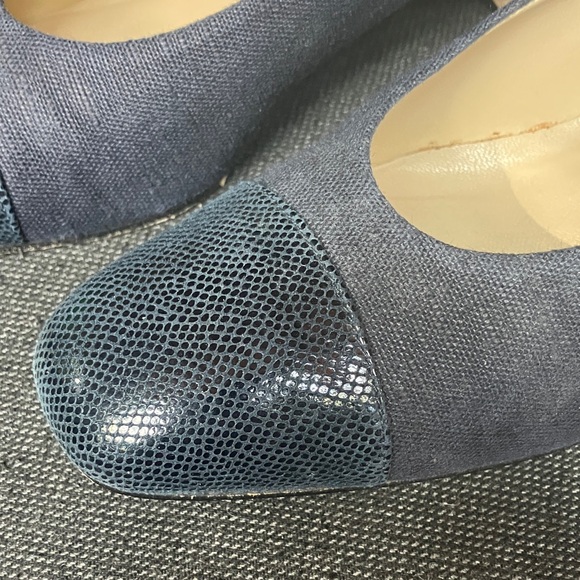 Etienne Aigner Navy Blue Block Heel Shoes - Picture 2 of 9